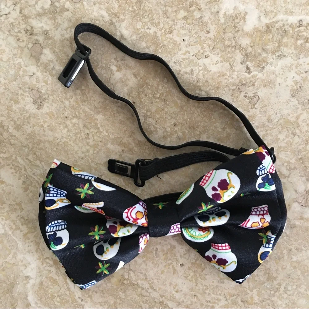 NWOT Halloween Multi Color Skull Bow Tie